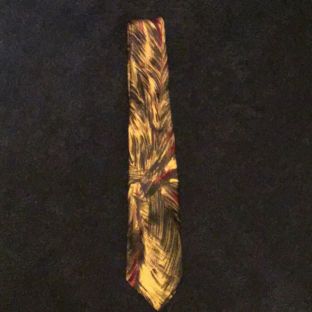 Oleg Cassini Tie